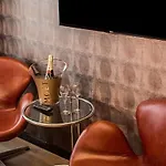 Amosa Centre Hotel