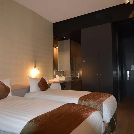 Ξενοδοχείο Amosa Centre 4*