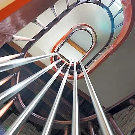 Hotel Amosa 4*
