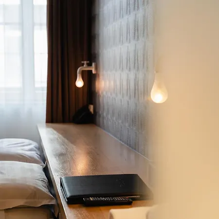 Amosa Centre Ξενοδοχείο 4*