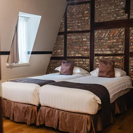 Szálloda Amosa Centre 4*