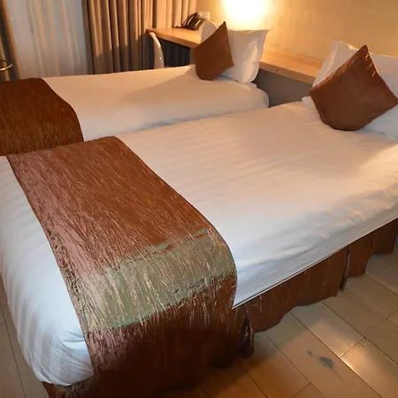 Hotel Amosa 4*