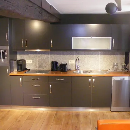 Amosa 4* Liege