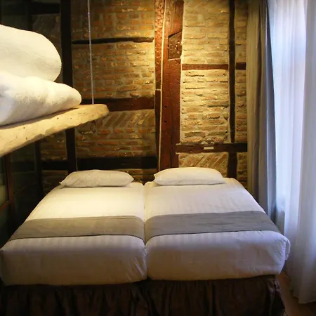 Hotel Amosa