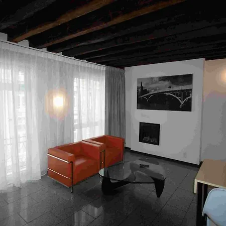 Amosa 4* Liege
